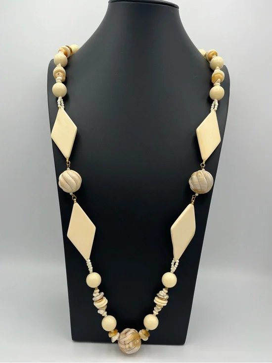 Vintage Miriam Haskell New Old Stock Cream Resin Necklace and 14kt Gold Earrings - Picture 2 of 11